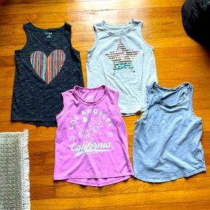 Bundle of size S summer tanks